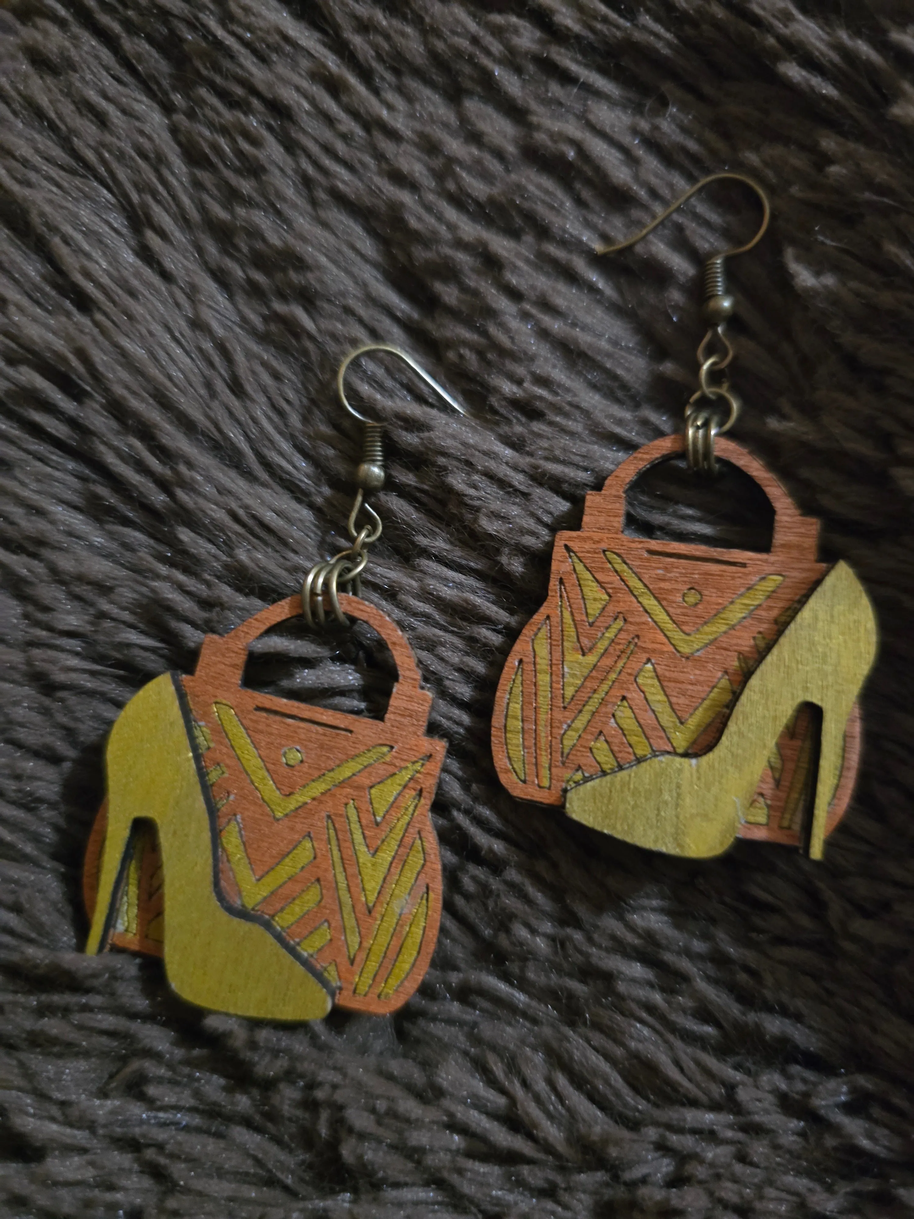 Bag & Heels 3D – Sassy Wooden Earrings.