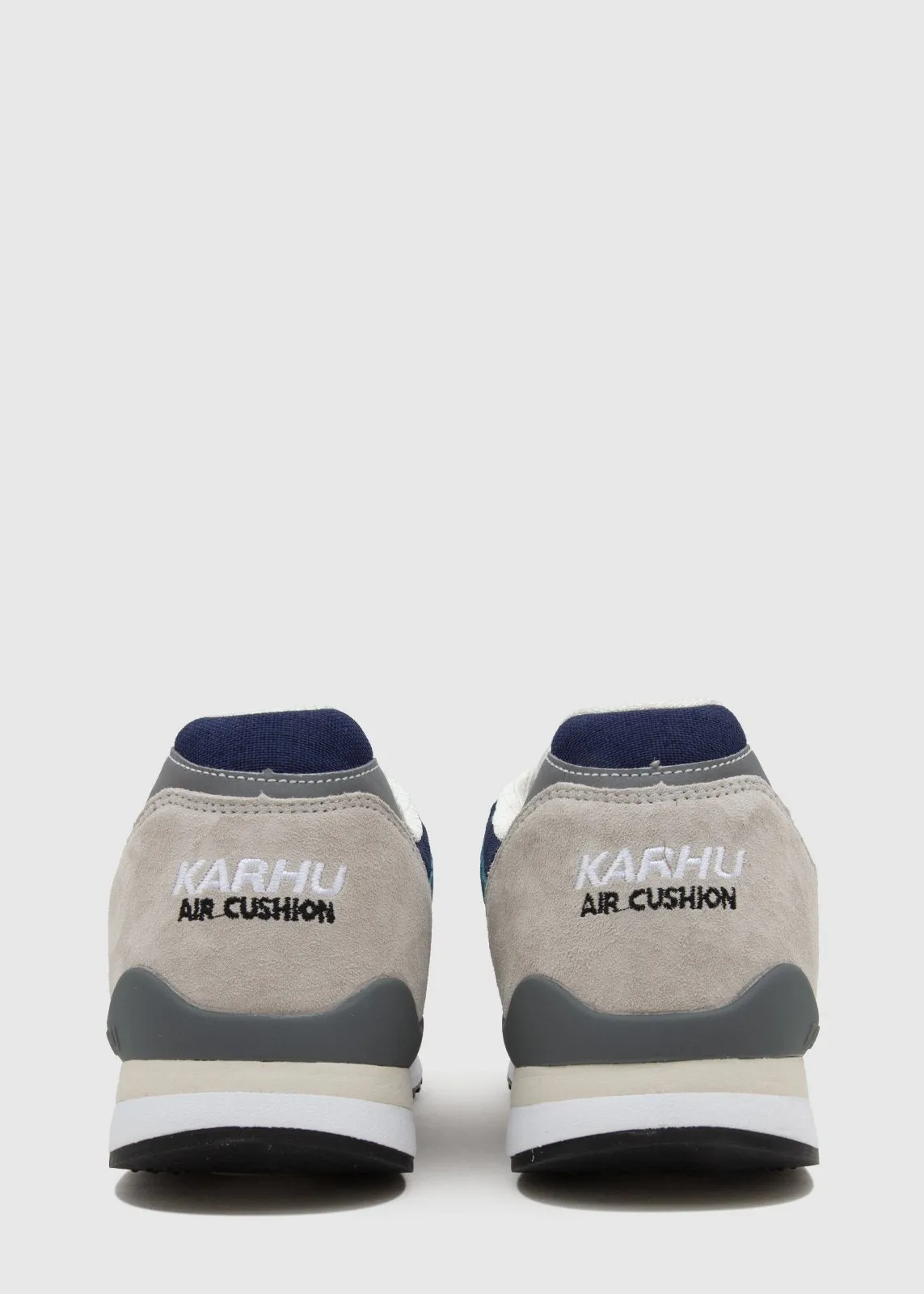 KARHU: SYNCHRON CLASSIC [GRAY]