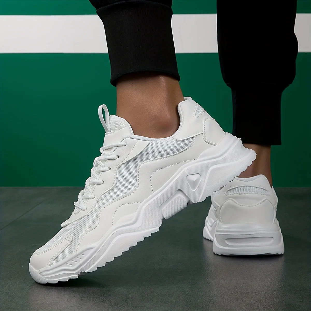 Men's Stylish Lightweight Trainers with Soft Sole | Perfect for All Seasons