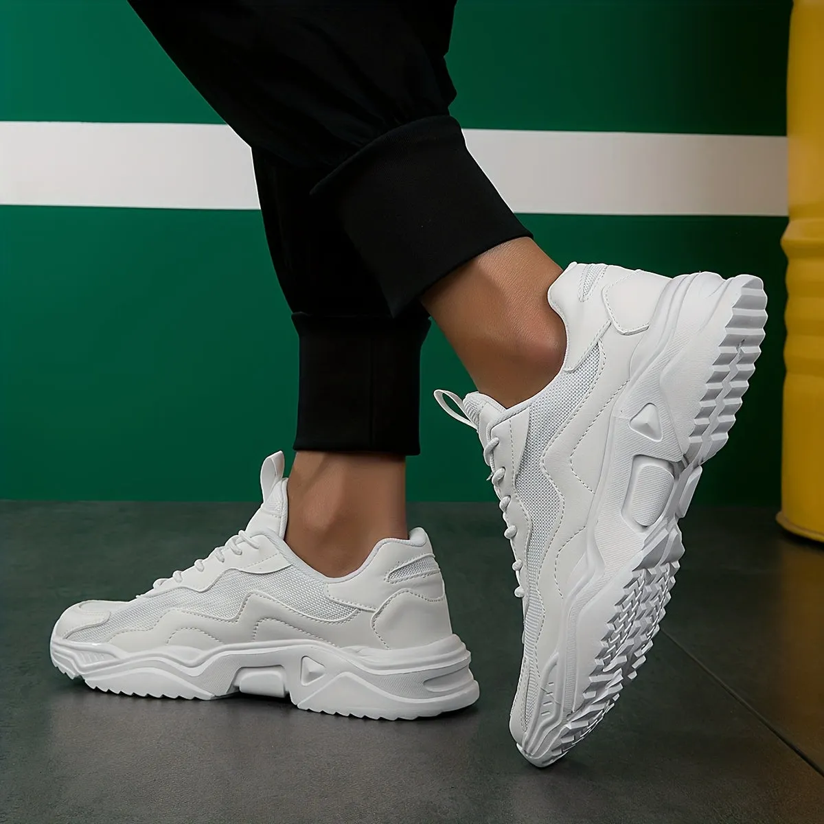 Men's Stylish Lightweight Trainers with Soft Sole | Perfect for All Seasons