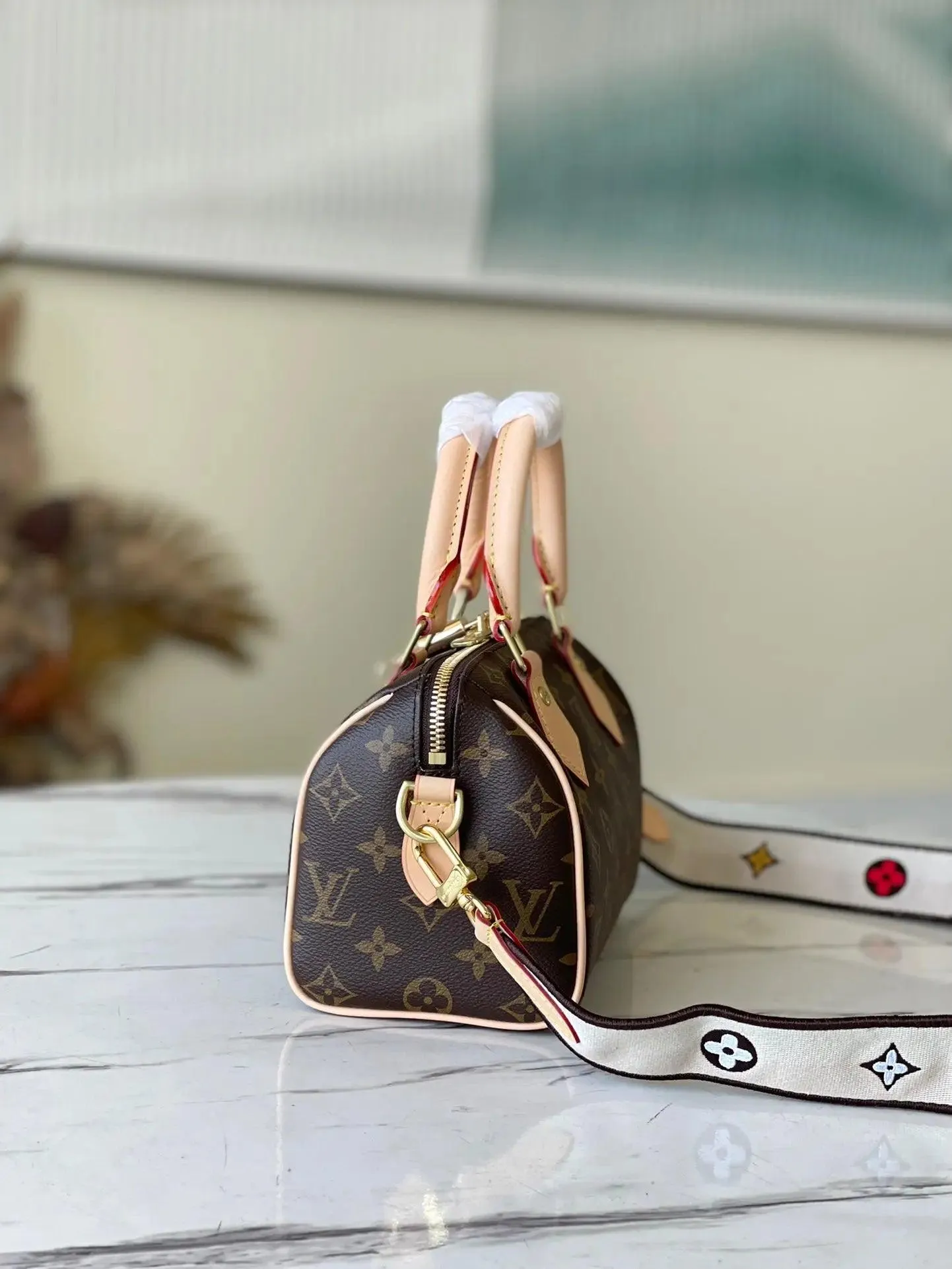 SO - New Fashion Women's Bags LUV SPEEDY A049